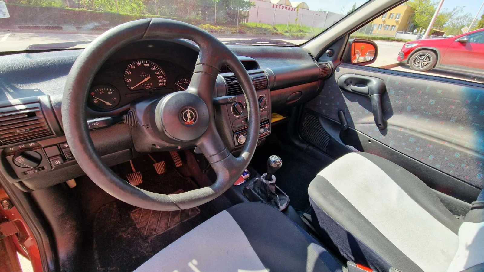 Opel Corsa  - изображение 8