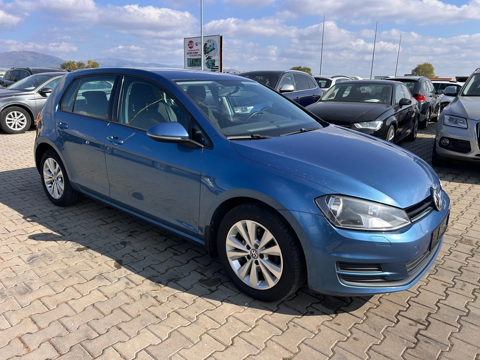 VW Golf 1.6TDI 4MOTION/NAVI EURO 5 - изображение 4