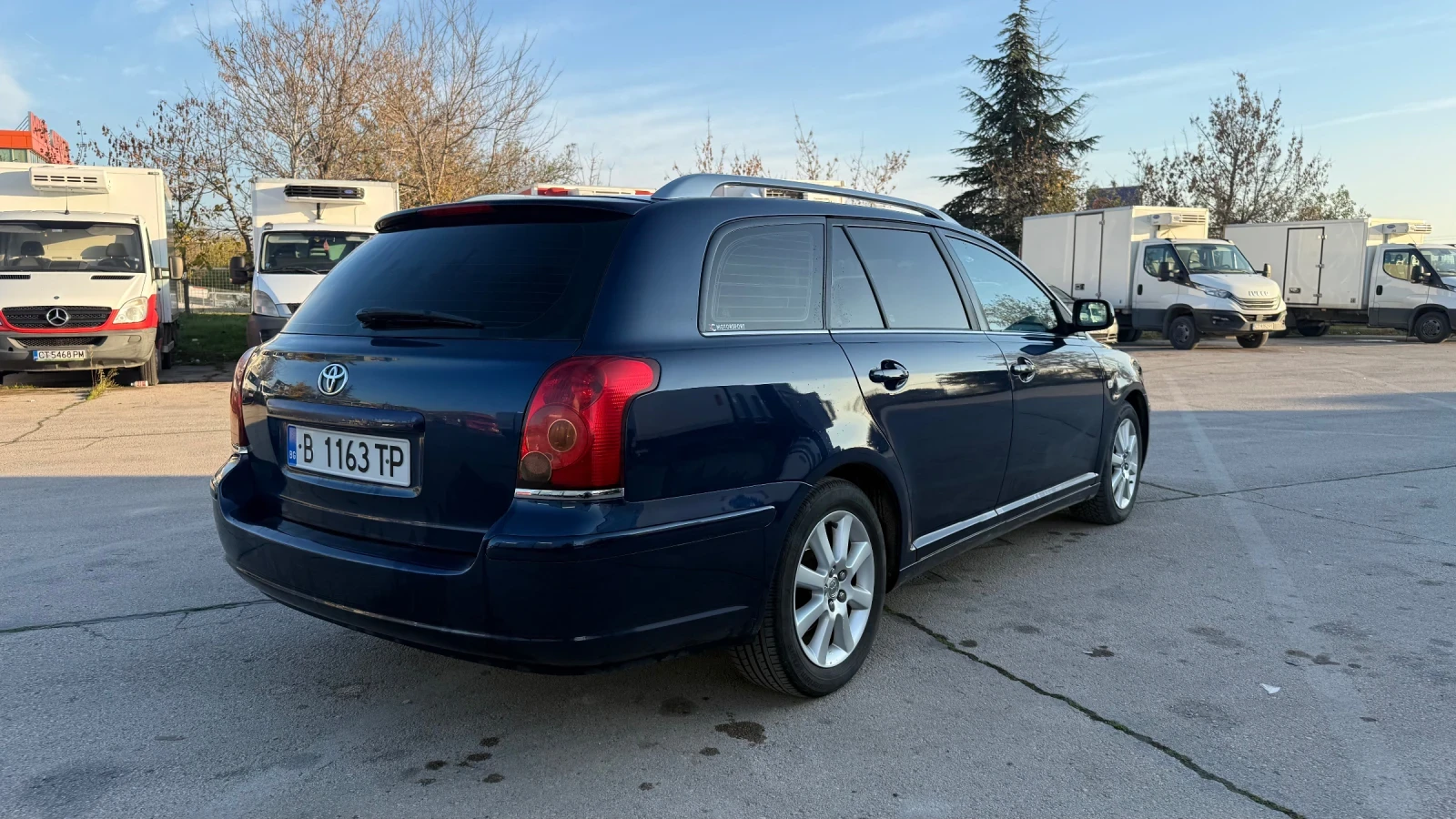 Toyota Avensis  - изображение 3