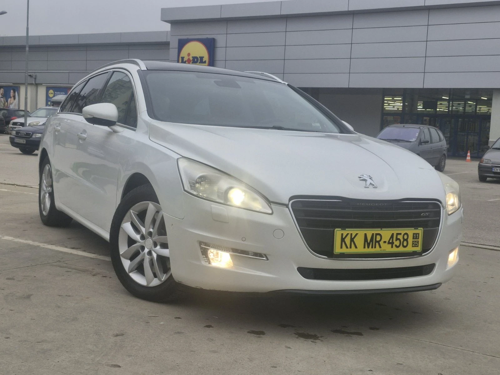 Peugeot 508 2.2/GT/Панорама/Нави/Лед/Кожа/Масаж - изображение 2
