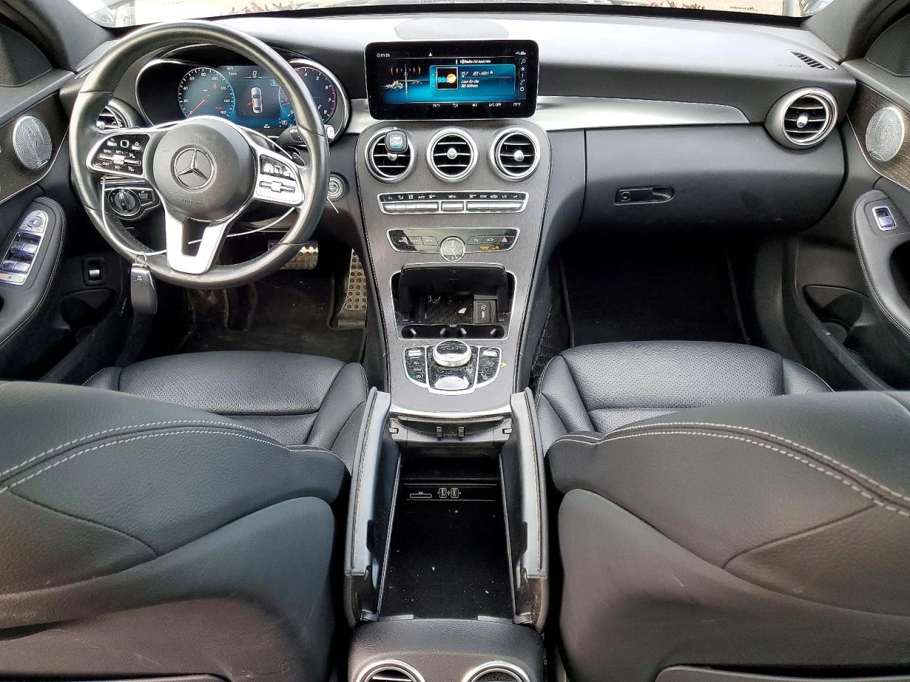 Mercedes-Benz C 300 4MATIC - изображение 8