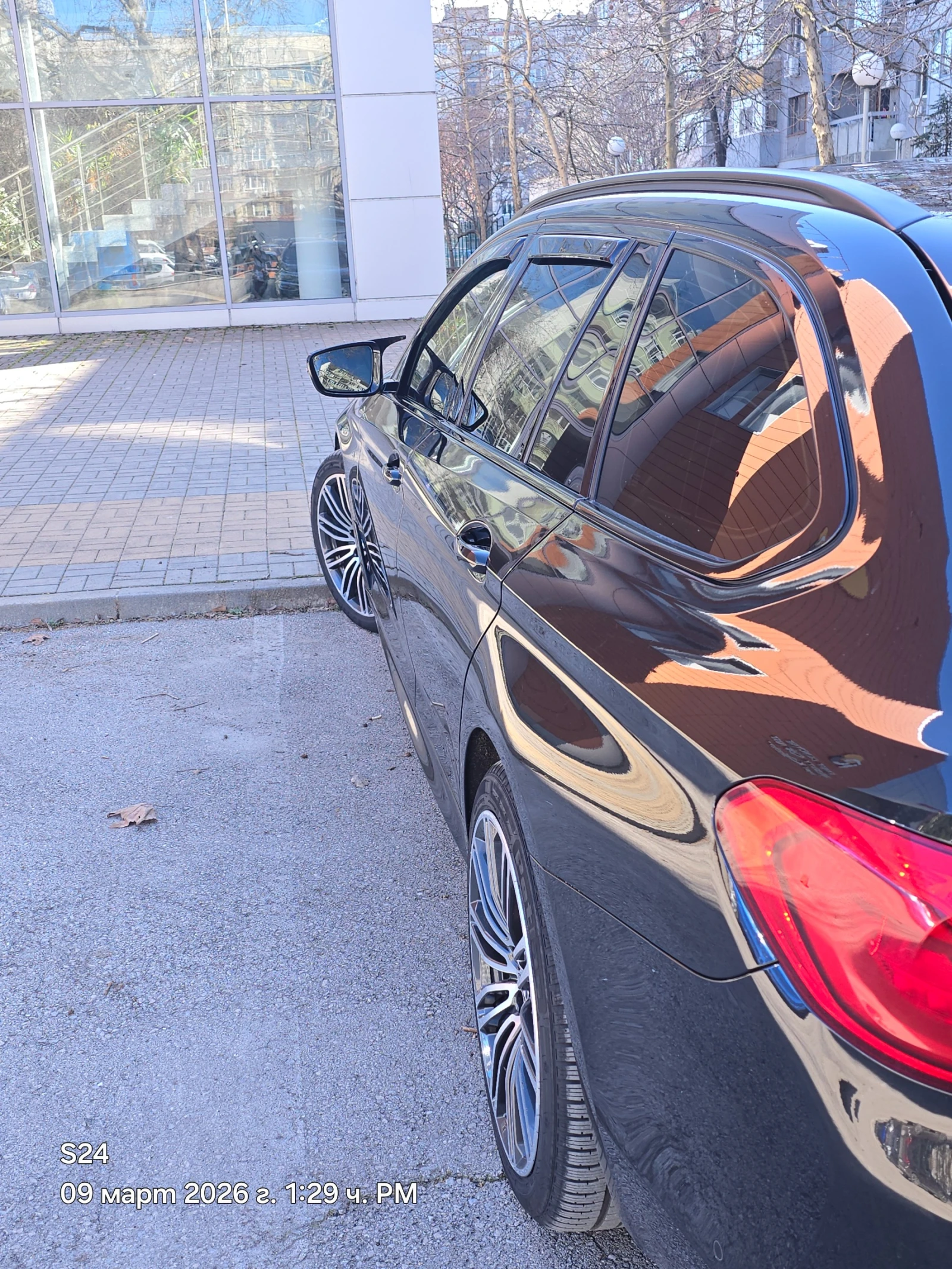 BMW 520, снимка 5 - Автомобили и джипове - 53769396