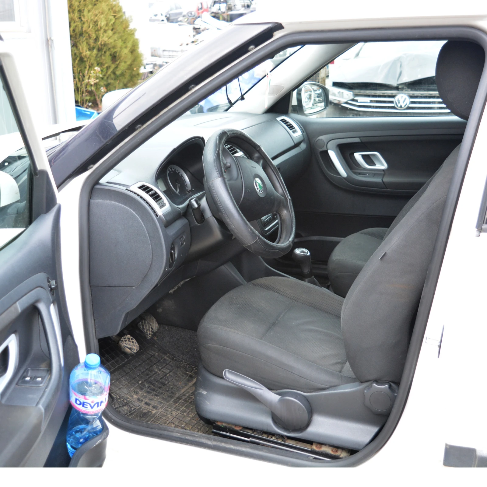 Skoda Fabia 1.6 i, снимка 6 - Автомобили и джипове - 53795241