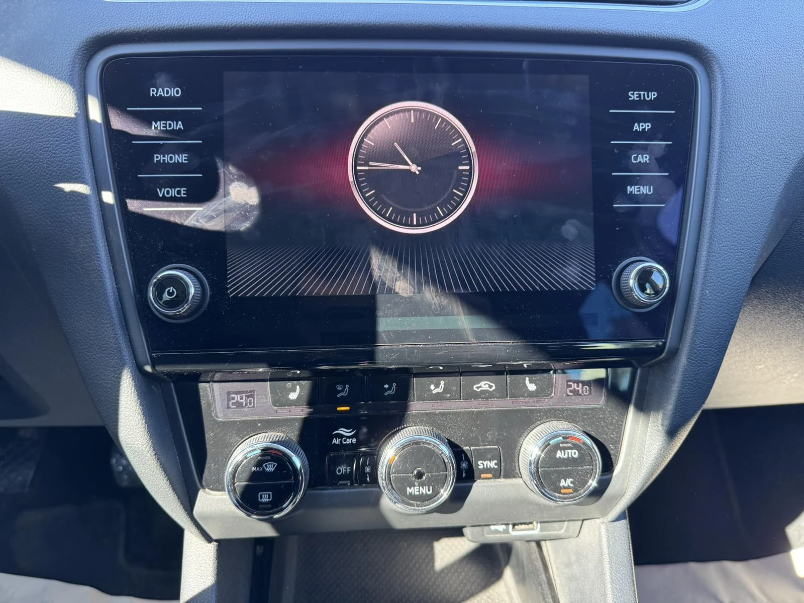 Skoda Octavia 1.5 TSI 150 к.с., 6M, снимка 10 - Автомобили и джипове - 53857644