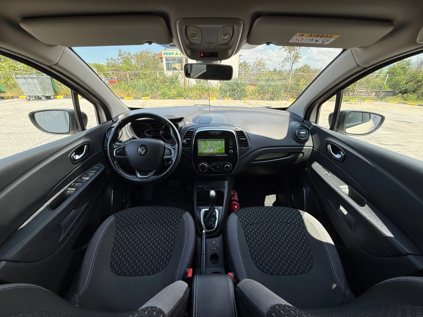 Renault Captur 1.5 DCi* AUTOMATIC* FACELIFT* KTEO* COC, снимка 10 - Автомобили и джипове - 54095205