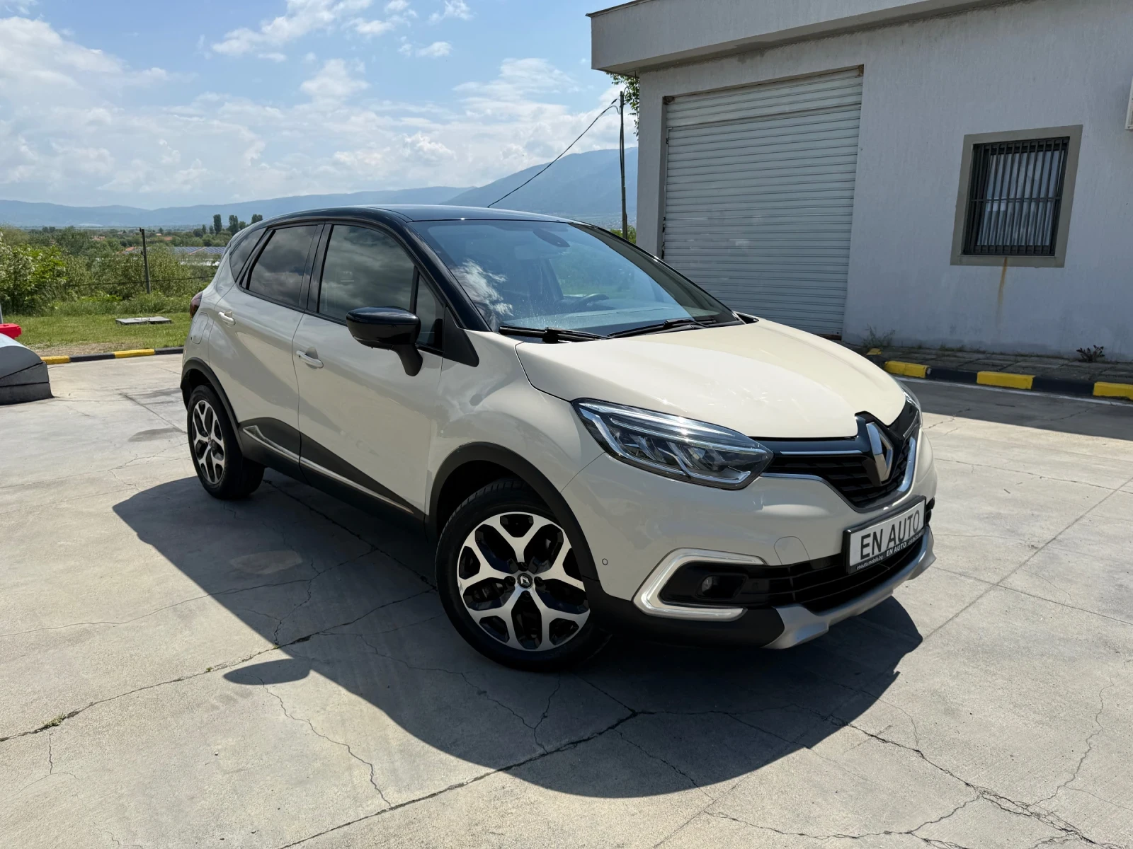 Renault Captur 1.5 DCi* AUTOMATIC* FACELIFT* KTEO* COC, снимка 3 - Автомобили и джипове - 54095205