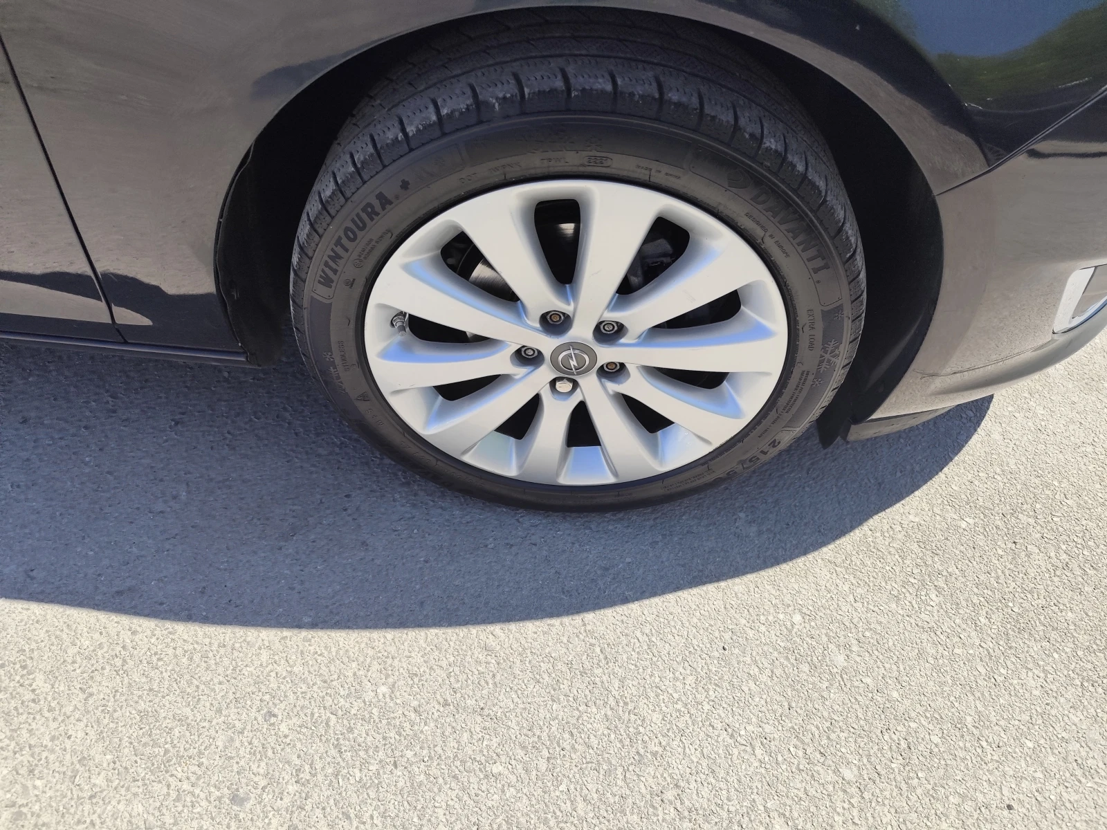 Opel Astra 1.4i* ГАЗОВА УРЕДБА* LED* EURO6B* NAVI* , снимка 16 - Автомобили и джипове - 54331034