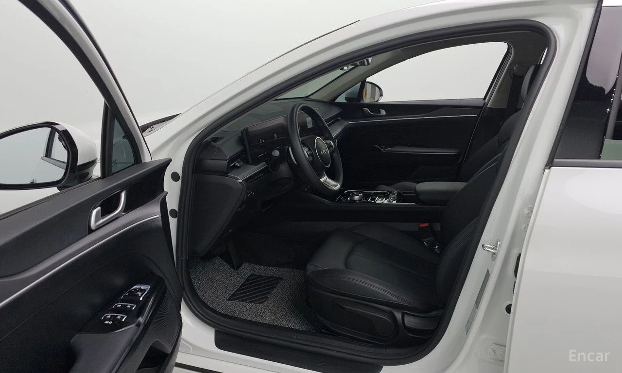 Kia K5 3RD Generation 2.0 Prestige, снимка 6 - Автомобили и джипове - 54387518