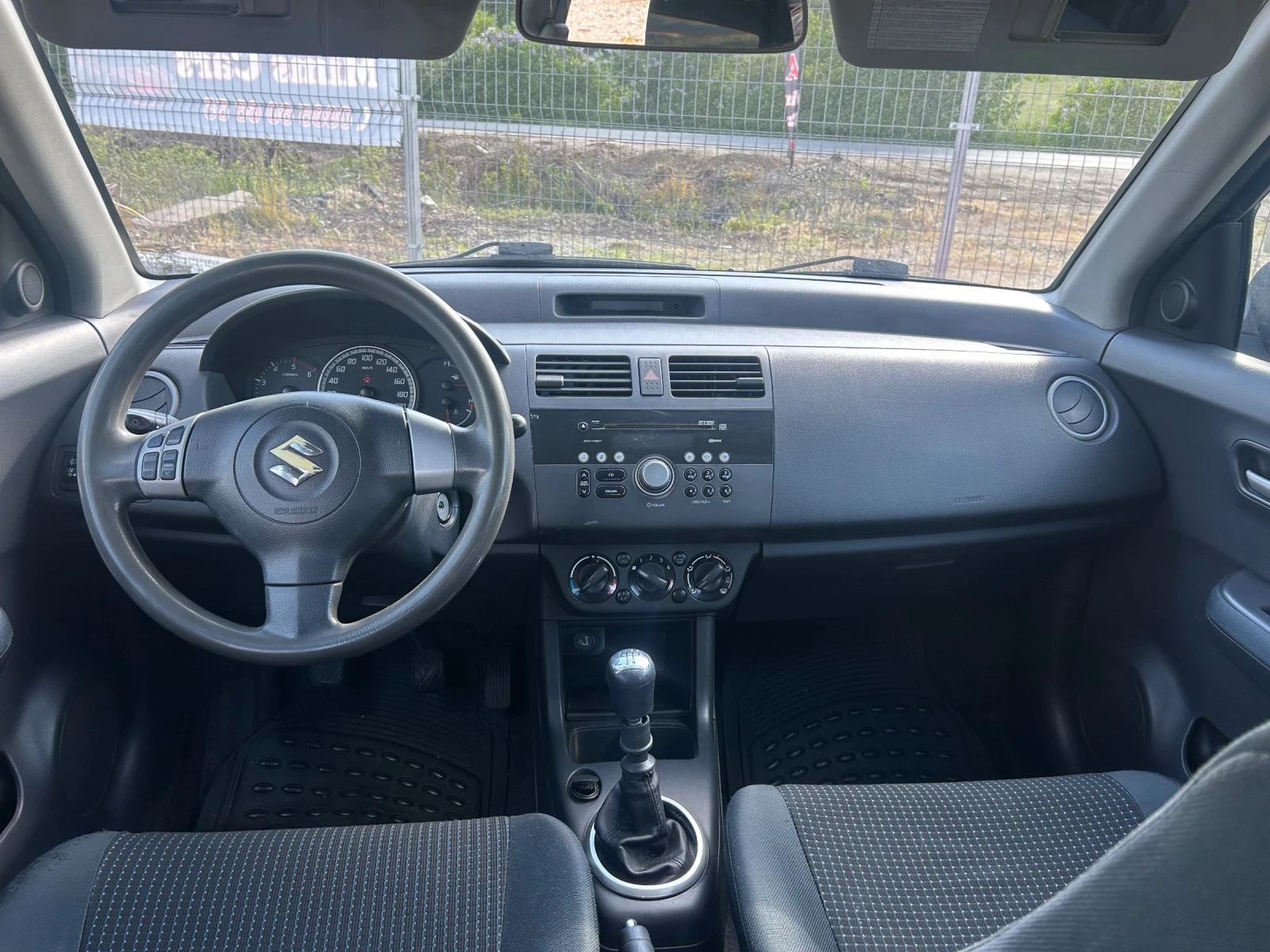 Suzuki Swift, снимка 8 - Автомобили и джипове - 54404815