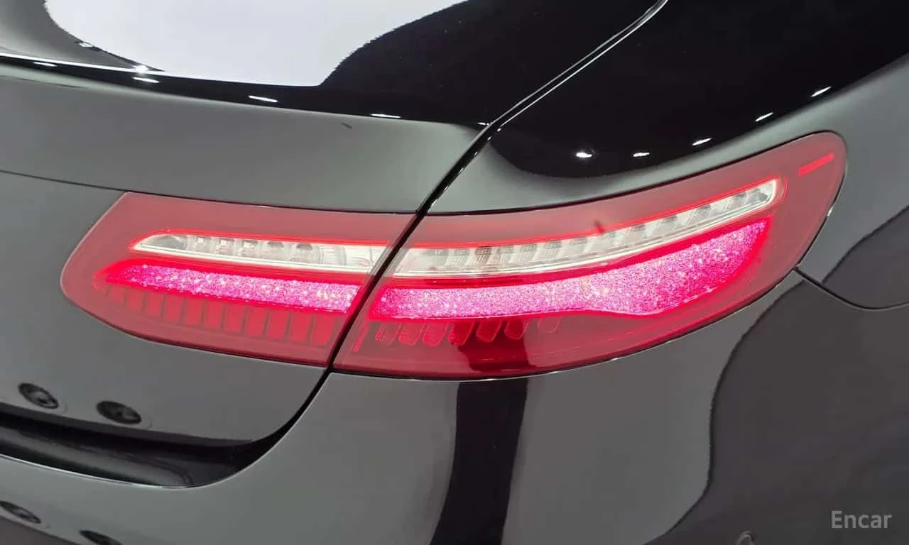Mercedes-Benz E 400 E400 4MATIC Coupe  , снимка 5 - Автомобили и джипове - 55403903