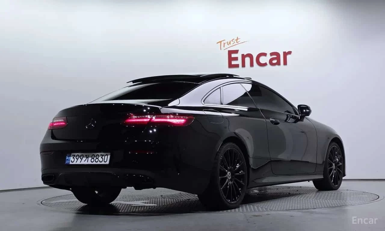 Mercedes-Benz E 400 E400 4MATIC Coupe  , снимка 4 - Автомобили и джипове - 55403903
