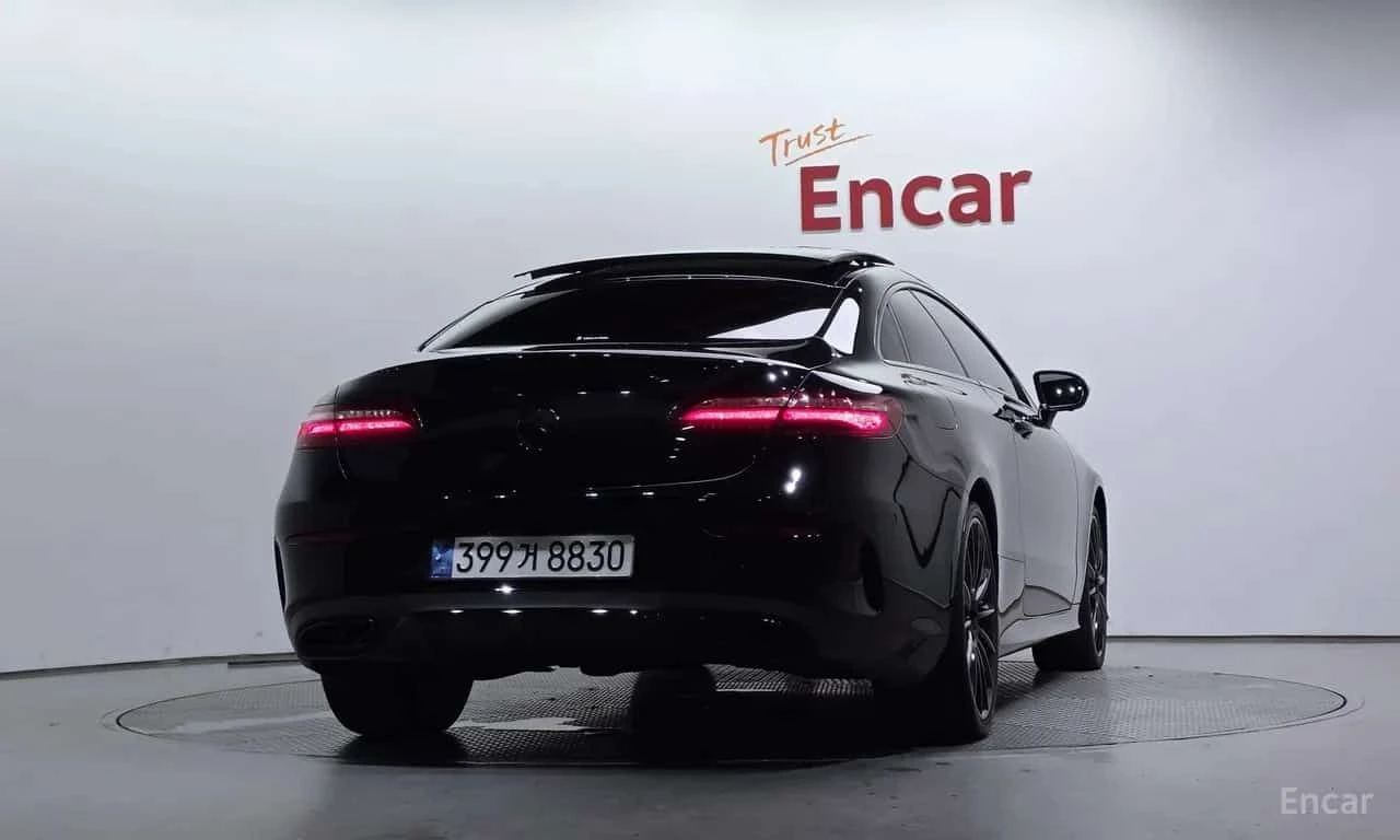 Mercedes-Benz E 400 E400 4MATIC Coupe  , снимка 3 - Автомобили и джипове - 55403903