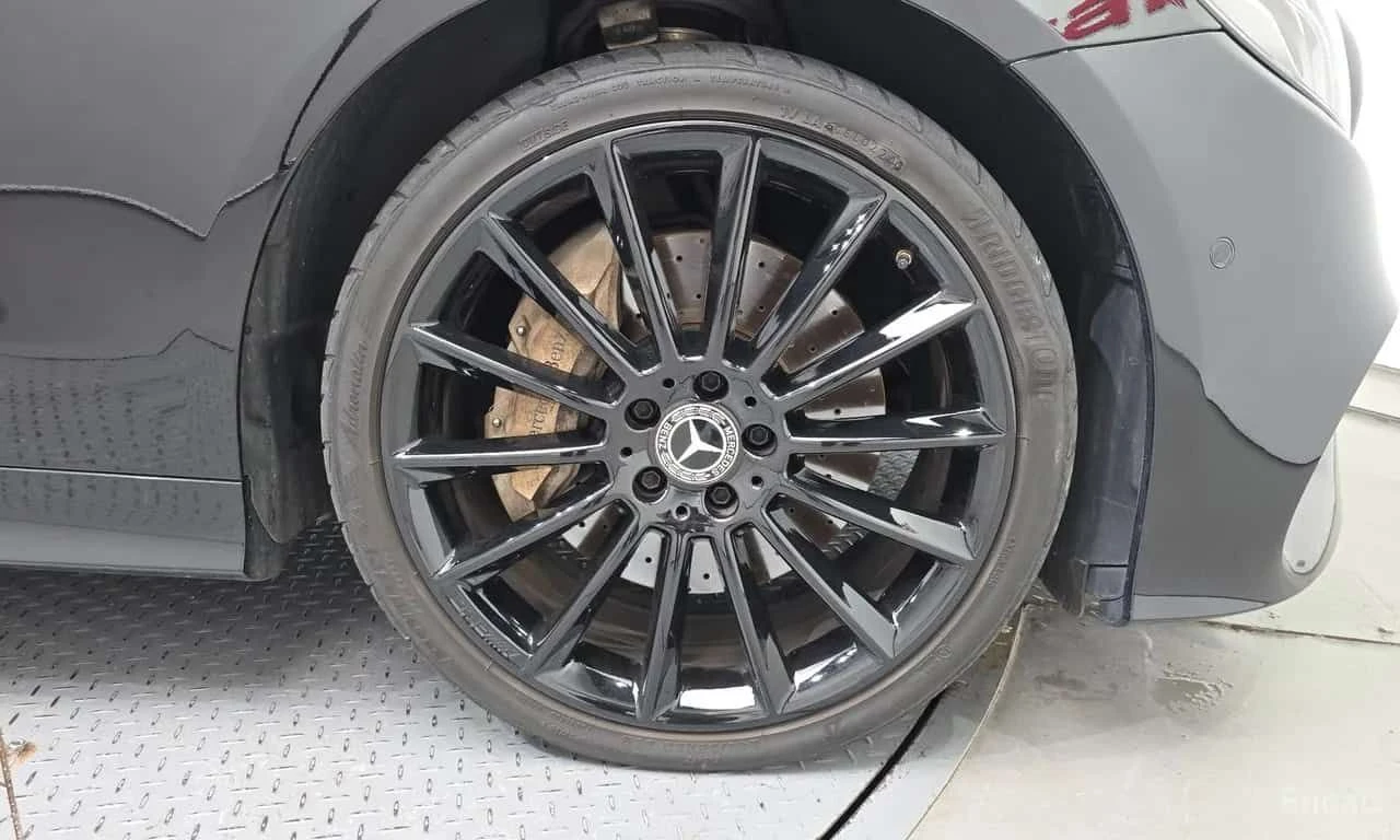 Mercedes-Benz E 400 E400 4MATIC Coupe  , снимка 8 - Автомобили и джипове - 55403903