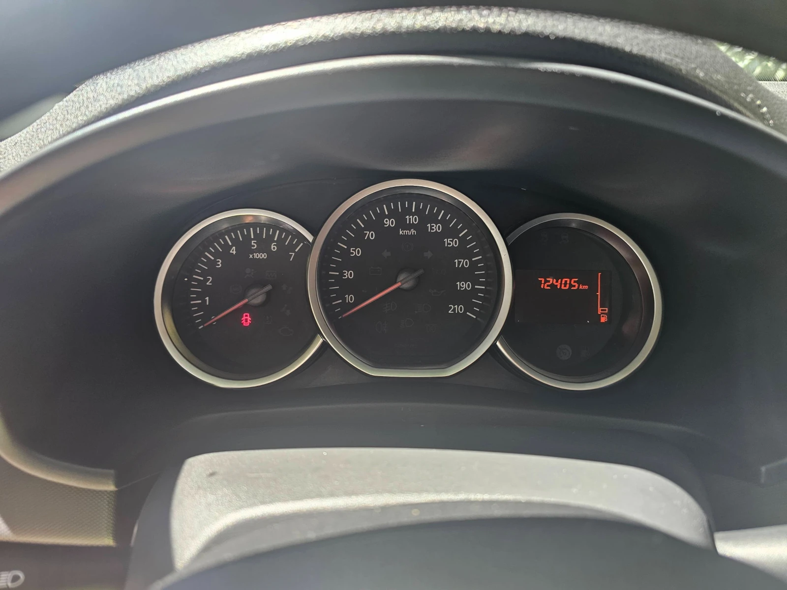 Dacia Sandero 1.0 SCe, снимка 10 - Автомобили и джипове - 55692758
