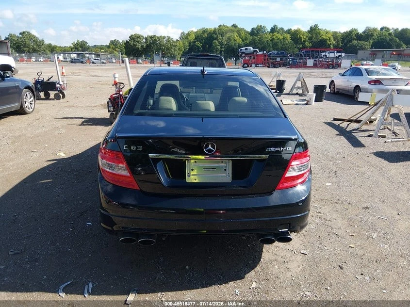 Mercedes-Benz C 63 AMG КОЖА* ПОДГРЕВ* ПАНОРАМА* , снимка 14 - Автомобили и джипове - 56127341