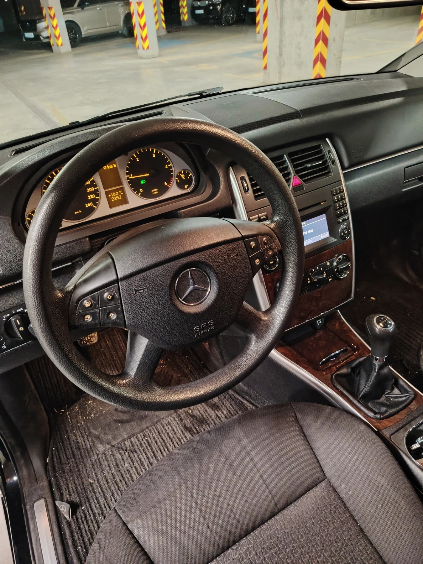 Mercedes-Benz B 180, снимка 7 - Автомобили и джипове - 56148774