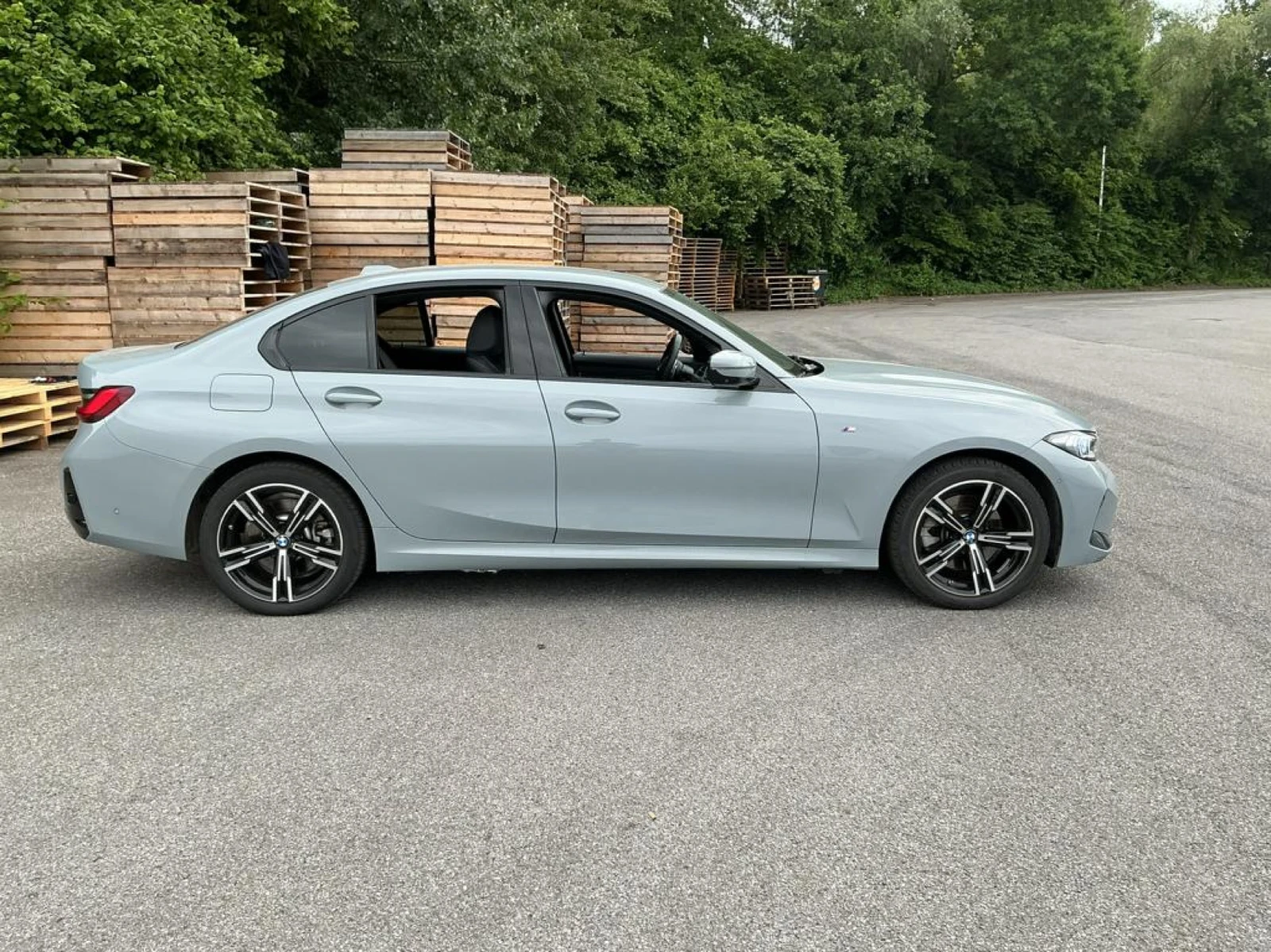 BMW 330 M Sport xDrive Hybrid LED NAVI , снимка 6 - Автомобили и джипове - 56198558