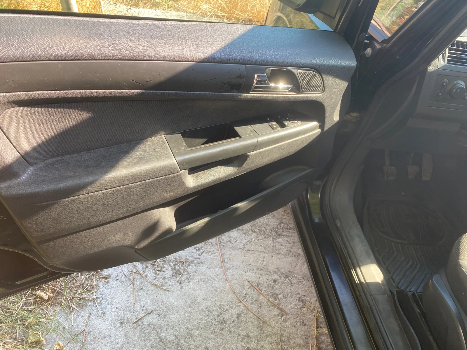 Opel Zafira 1.6i LPG, снимка 11 - Автомобили и джипове - 56368841
