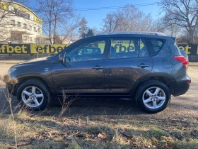 Toyota Rav4 Toyota Rav4 2.2 D4D, кожа, мултимедия, реални км, снимка 1