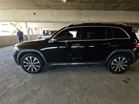     Mercedes-Benz GLB * Parking Assist* * 