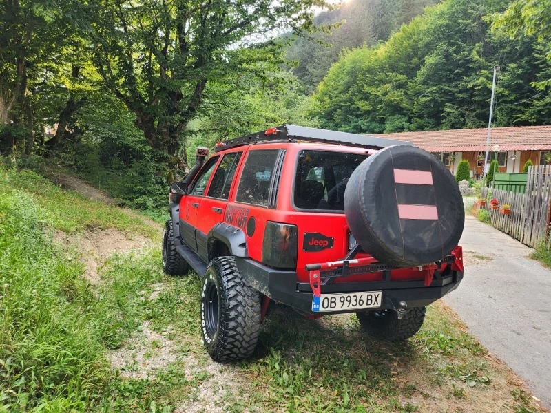 Jeep Grand cherokee 5.2 V8 , снимка 3 - Автомобили и джипове - 46635997