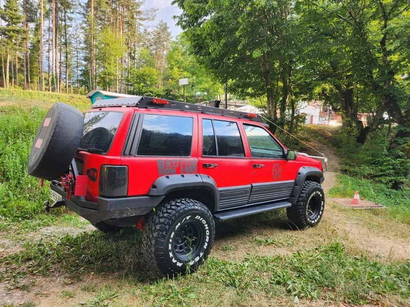 Jeep Grand cherokee 5.2 V8 , снимка 5 - Автомобили и джипове - 46635997