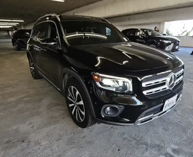 Mercedes-Benz GLB * Parking Assist* Панорама* 