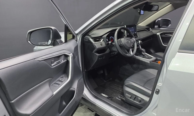 Toyota Rav4, снимка 10 - Автомобили и джипове - 52972876