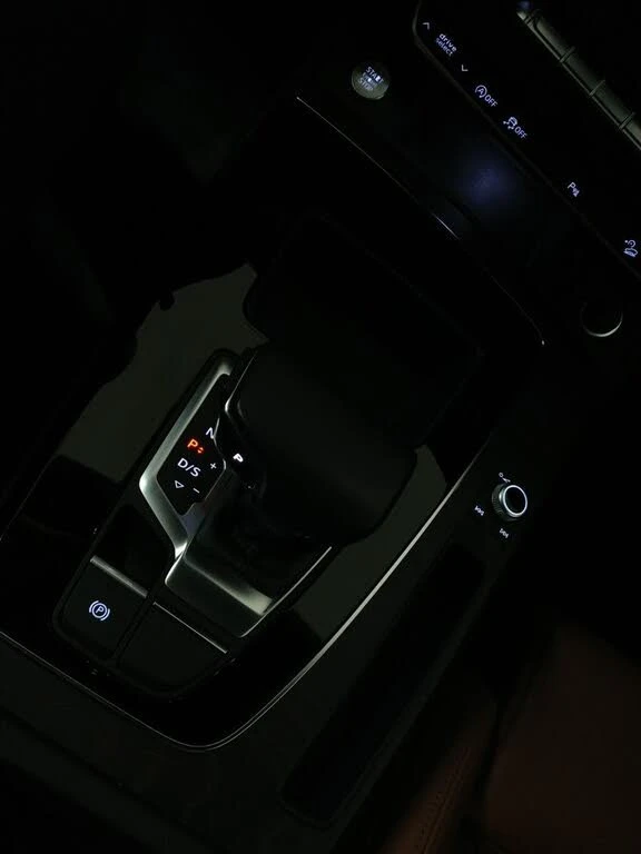 Audi Q5 * S-Line* * HeadUp* AвтоКредит* (ЦЕНА ДО БГ), снимка 17 - Автомобили и джипове - 54042242