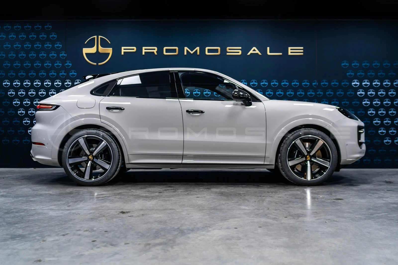 Porsche Cayenne S Coupe Carbon* SportChrono* Burm* Pano - изображение 6