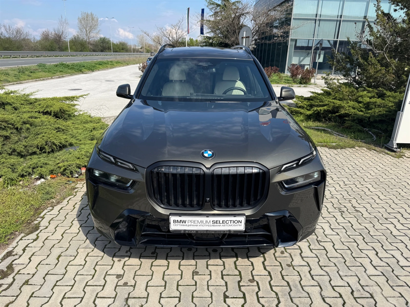 BMW X7 xDrive40i - изображение 8