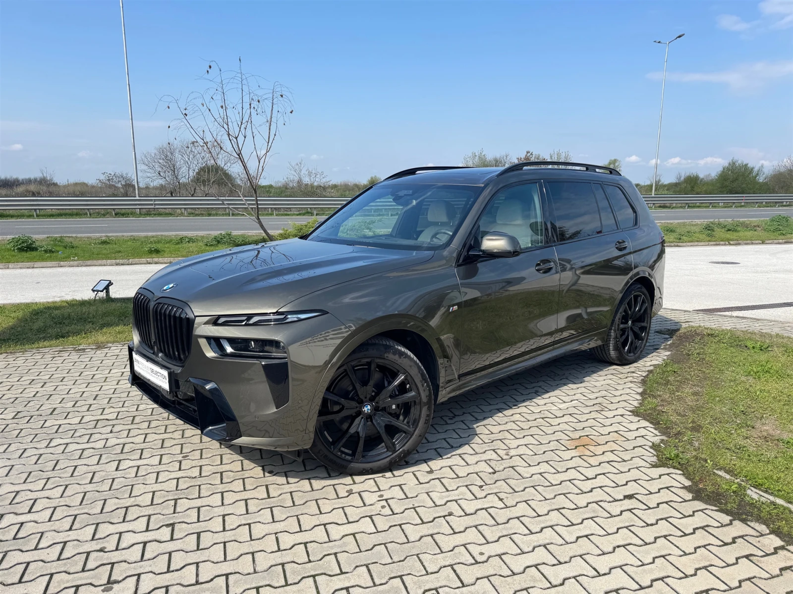 BMW X7 xDrive40i | Mobile.bg — изображение 1