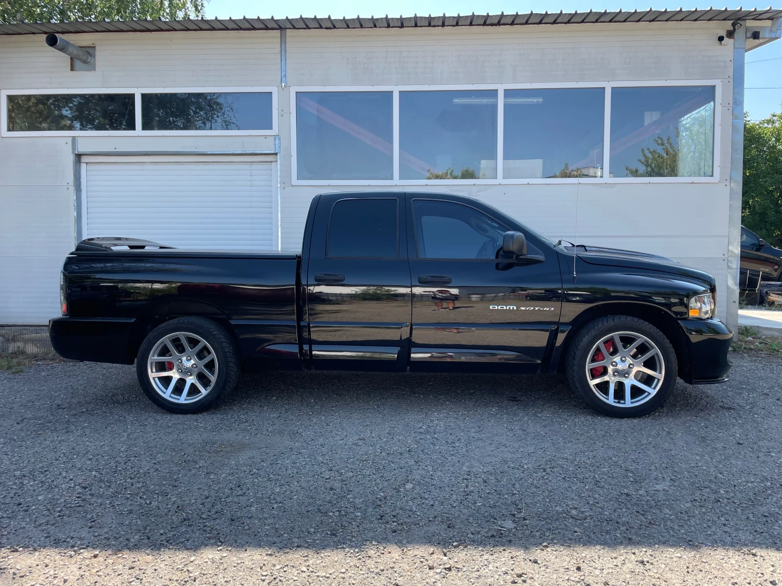 Dodge Ram 1500 SRT-10  - изображение 6