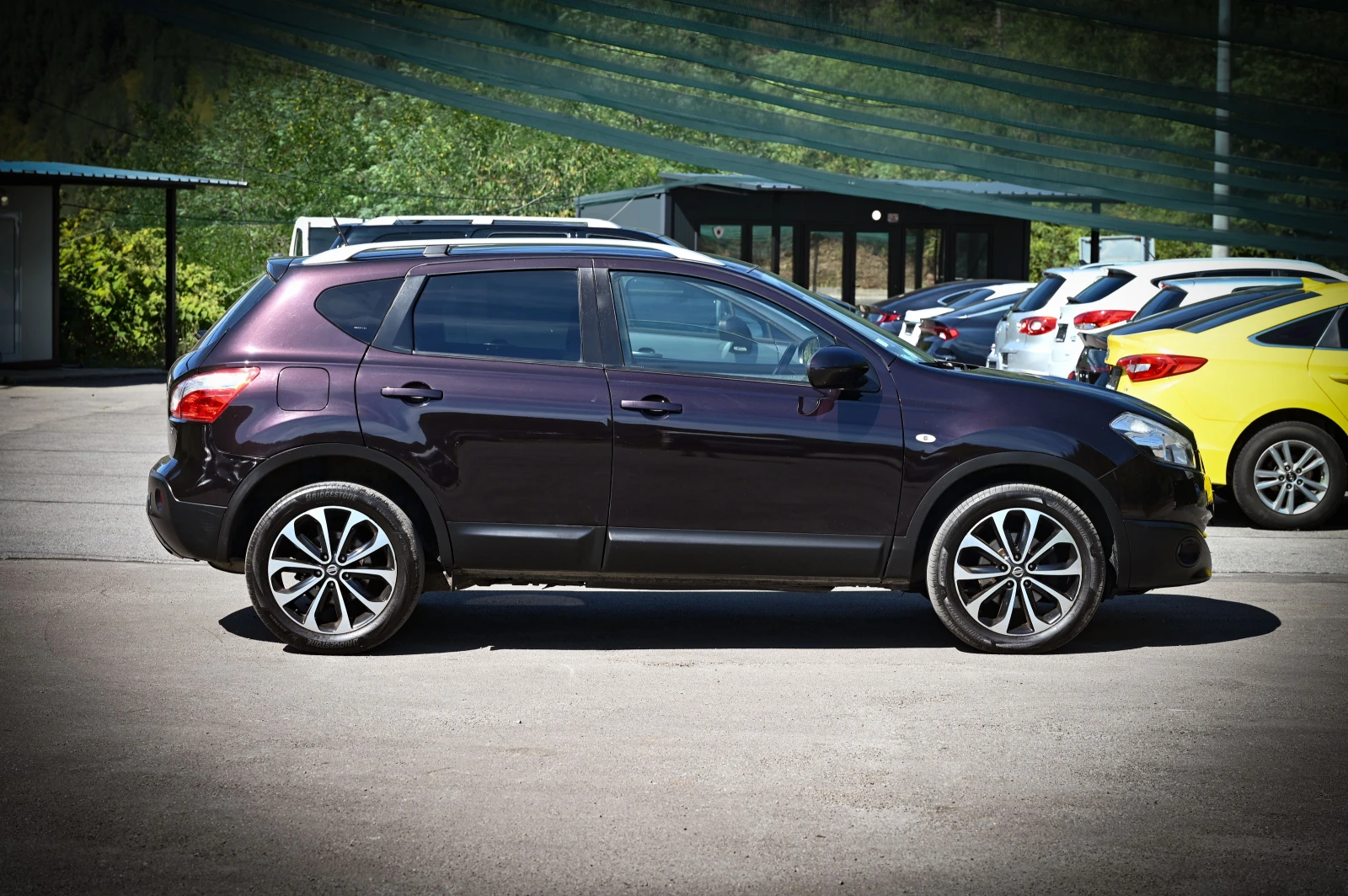 Nissan Qashqai 2.0 DCI\4x4\Автоматик - изображение 6