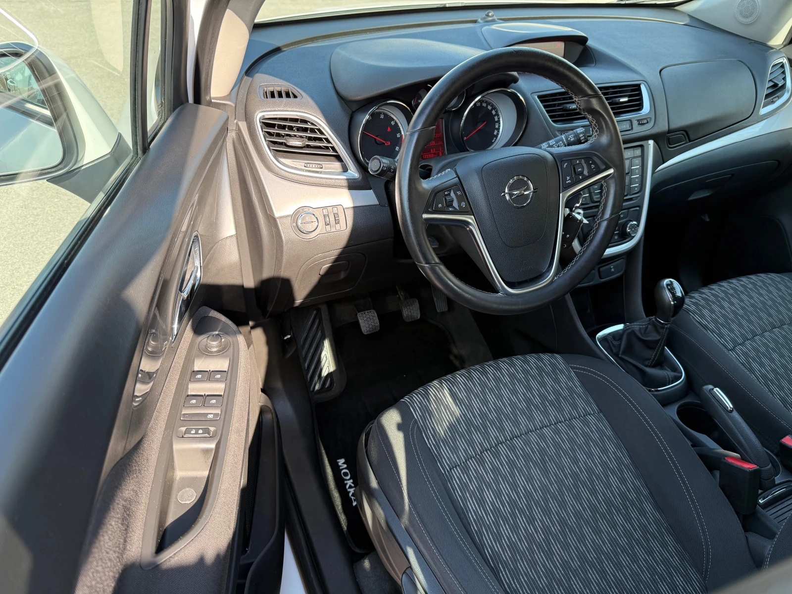 Opel Mokka 1.7CDTI-4x4 ! ! ! ТОП СЪСТОЯНИЕ ! ! ! - изображение 10
