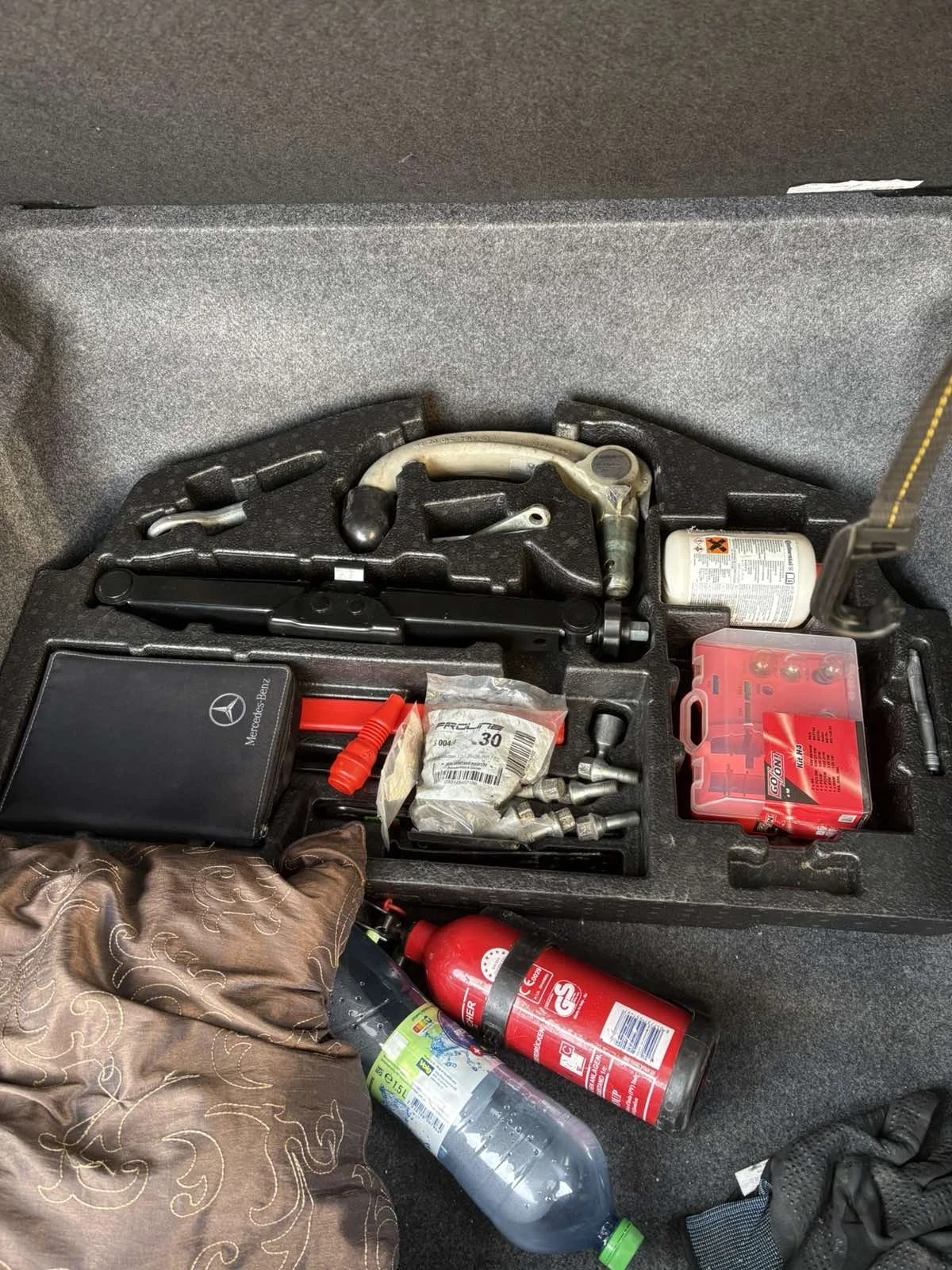 Mercedes-Benz GL 320 Cdi, снимка 14 - Автомобили и джипове - 53696038