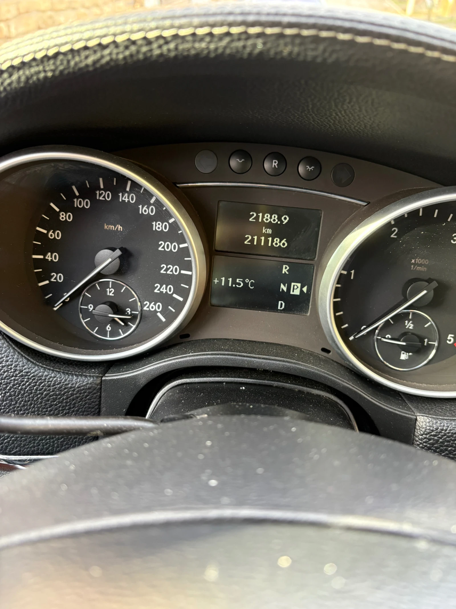 Mercedes-Benz GL 320 Cdi, снимка 7 - Автомобили и джипове - 53696038