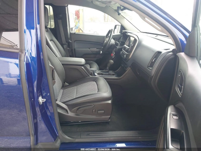 Chevrolet Colorado 3.6L V-6 DI, DOHC, VVT, 305HP 4X4 Drive, снимка 5 - Автомобили и джипове - 53937327