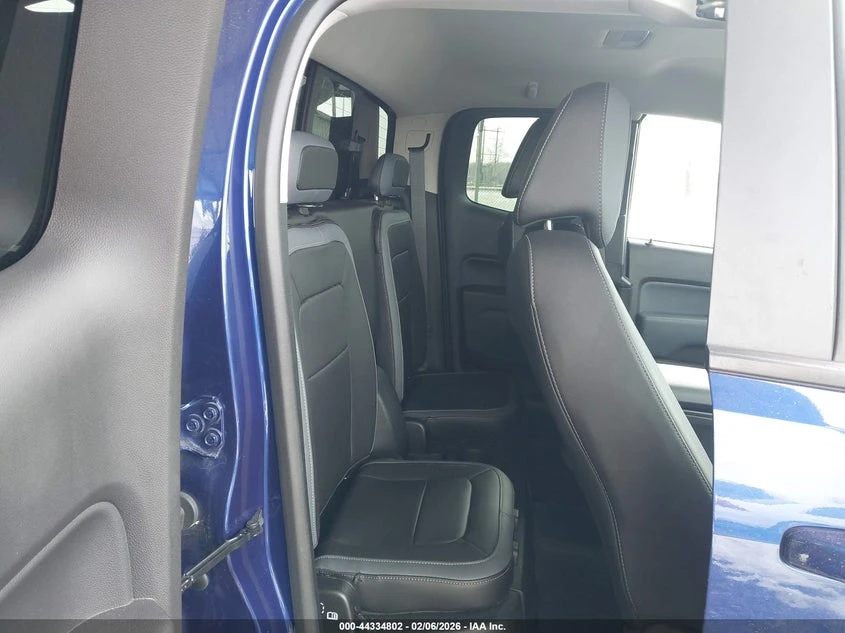 Chevrolet Colorado 3.6L V-6 DI, DOHC, VVT, 305HP 4X4 Drive, снимка 8 - Автомобили и джипове - 53937327