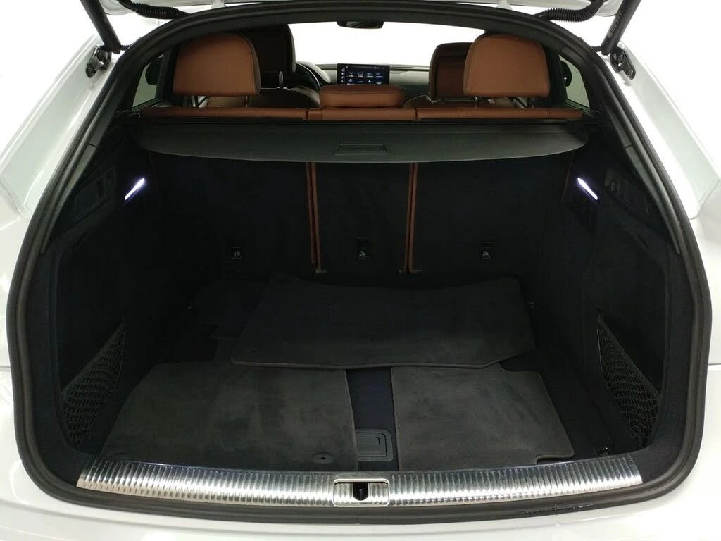 Audi Q5 * S-Line* * HeadUp* AвтоКредит* (ЦЕНА ДО БГ), снимка 8 - Автомобили и джипове - 54042242