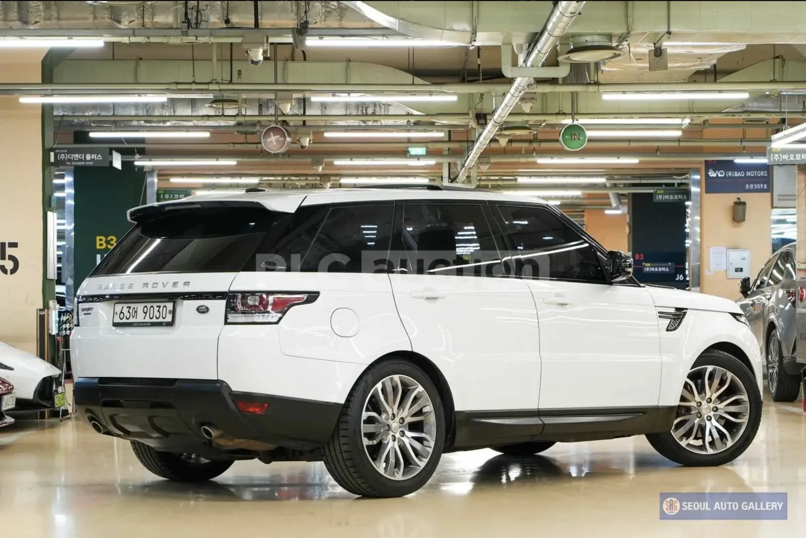 Land Rover Range Rover Sport АВТОКРЕДИТ, снимка 2 - Автомобили и джипове - 54080570