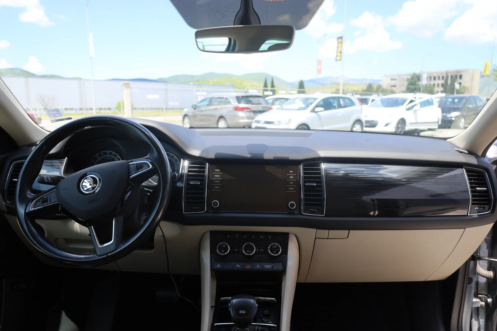 Skoda Kodiaq 2.0TDI, снимка 11 - Автомобили и джипове - 54620367