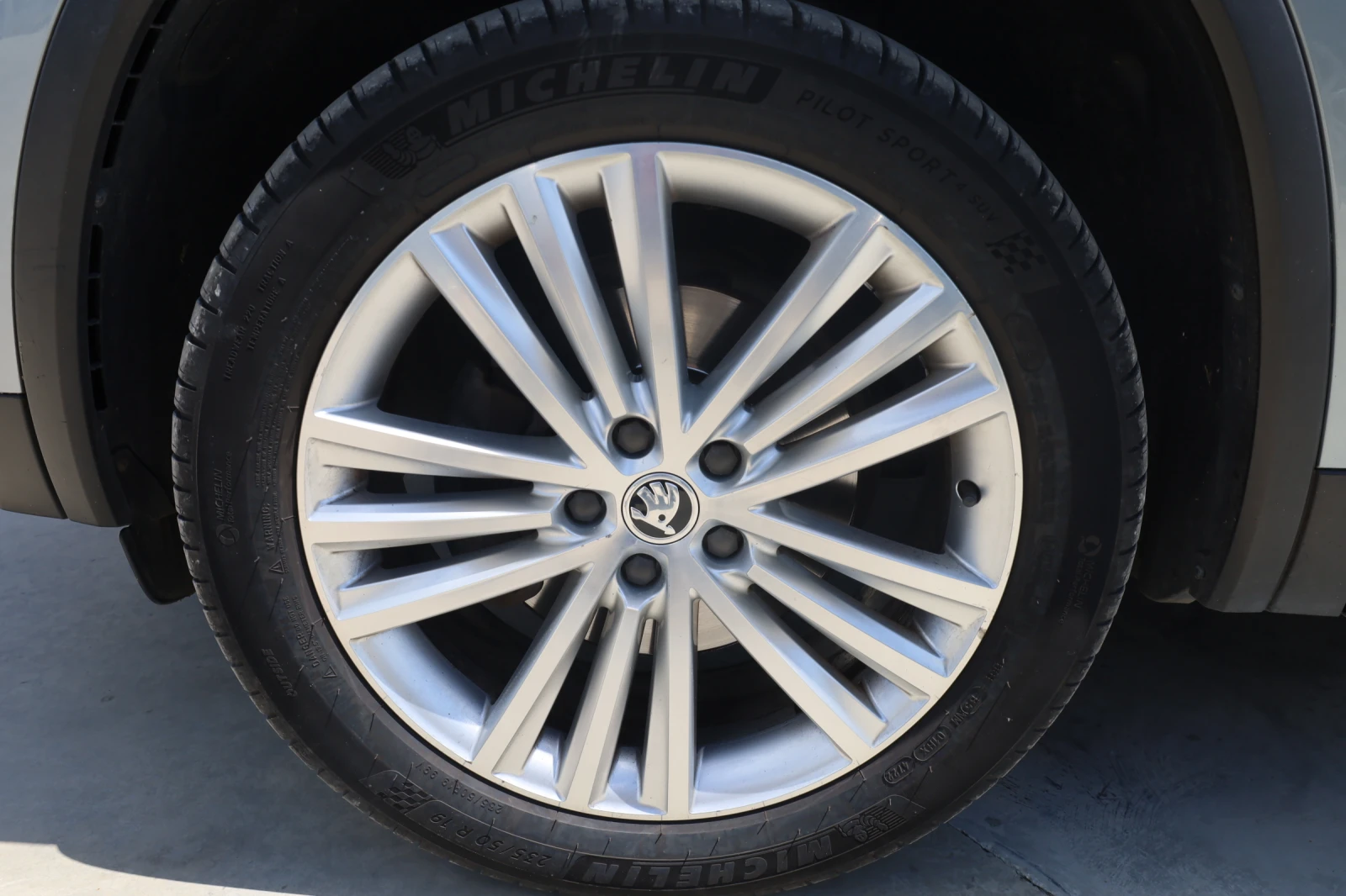 Skoda Kodiaq 2.0TDI, снимка 7 - Автомобили и джипове - 54620367