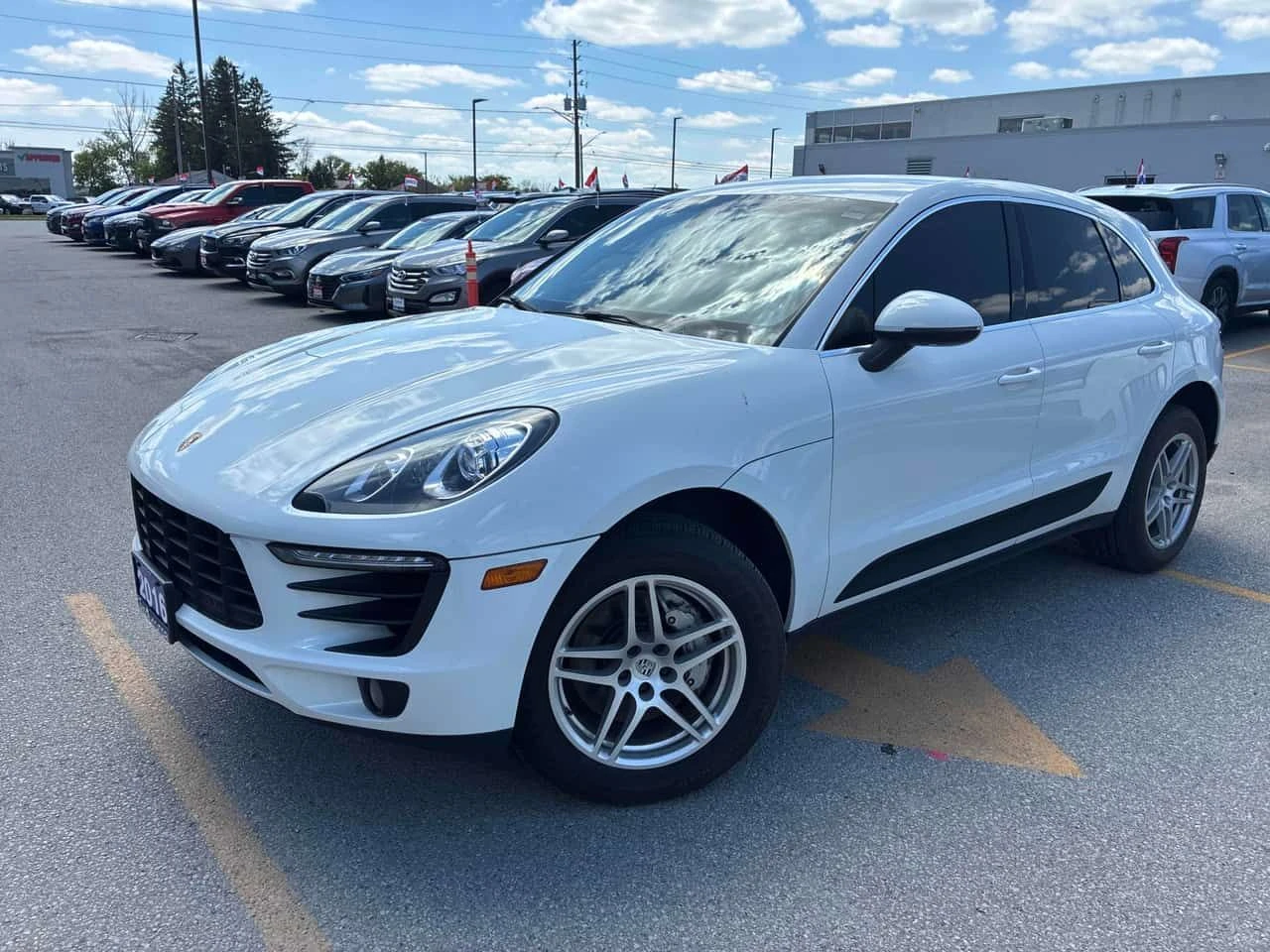 Porsche Macan * S * ПОДГРЕВИ * ОБДУХВАНЕ * KEYLESS * АВТОКРЕДИТ , снимка 2 - Автомобили и джипове - 55074132