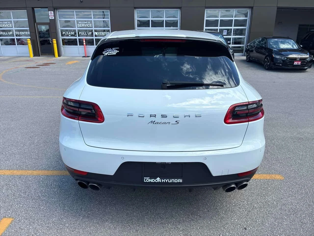 Porsche Macan * S * ПОДГРЕВИ * ОБДУХВАНЕ * KEYLESS * АВТОКРЕДИТ , снимка 4 - Автомобили и джипове - 55074132