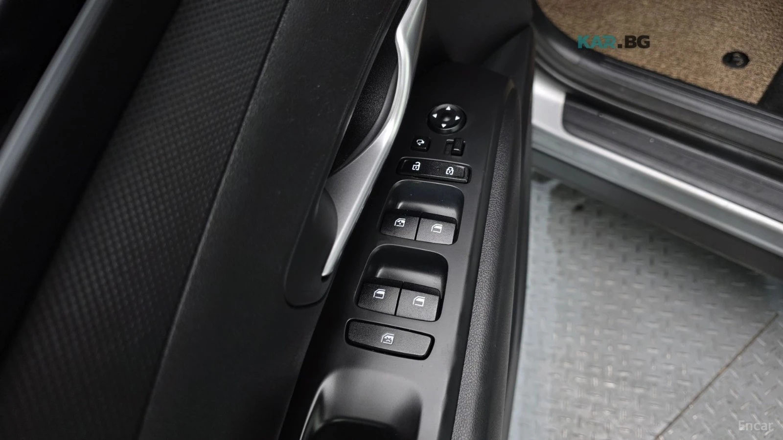 Hyundai Tucson 2.0 4WD Modern* КОЖА* НАВИ* КАМЕРА, снимка 12 - Автомобили и джипове - 55331568