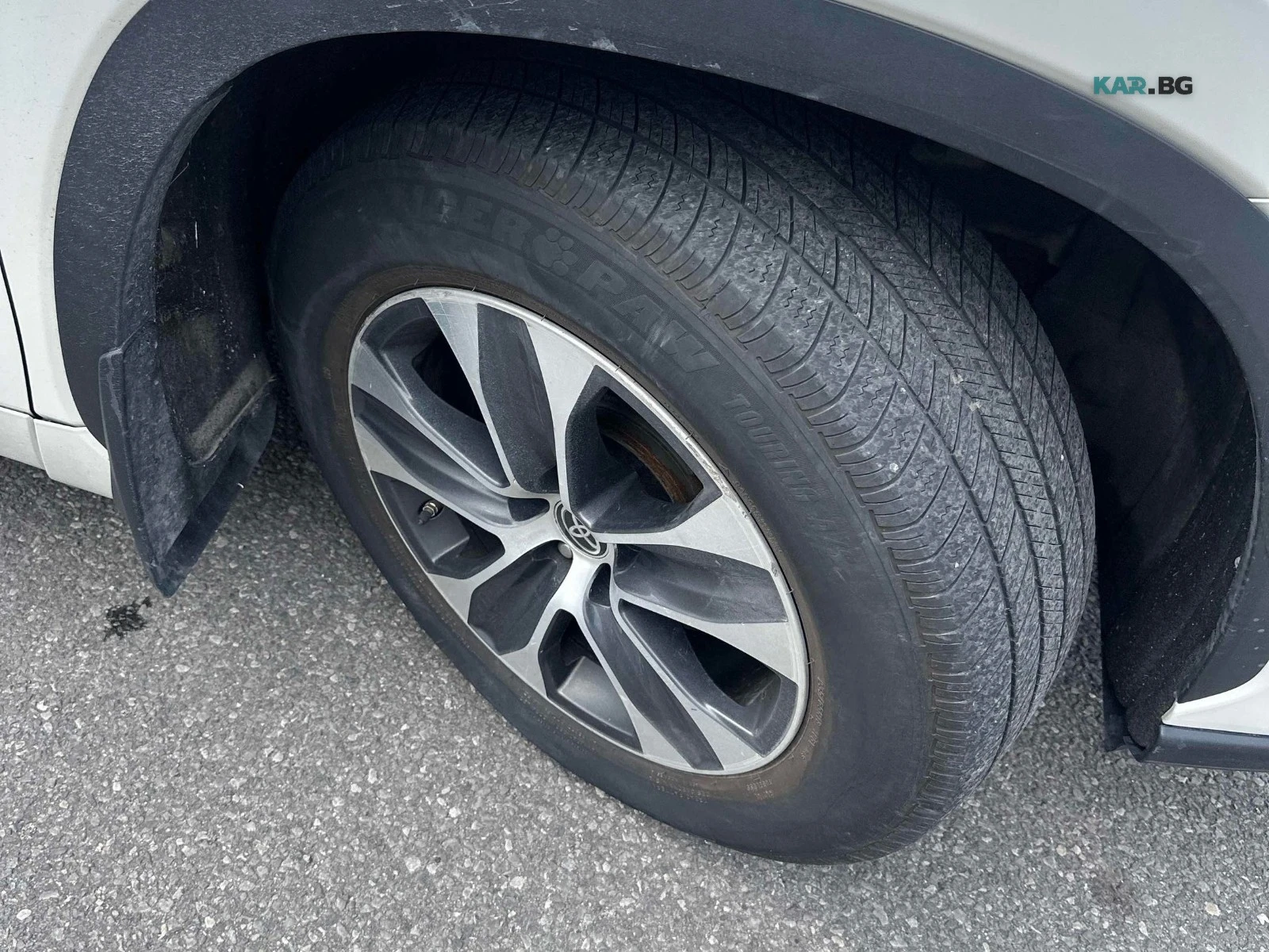 Toyota Highlander Hybrid XLE Автокредит Цена до България, снимка 15 - Автомобили и джипове - 55790344