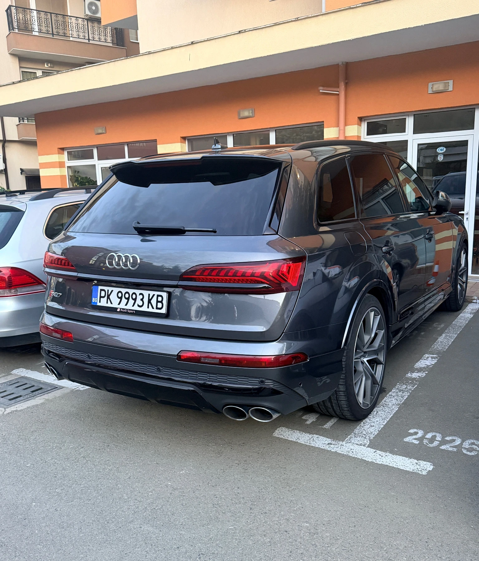 Audi SQ7 4.0tdi, снимка 4 - Автомобили и джипове - 55847852