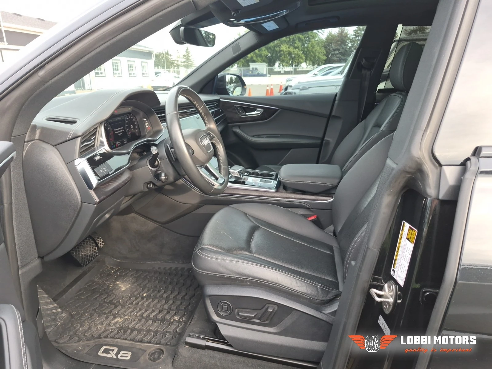 Audi Q8, снимка 5 - Автомобили и джипове - 56025387