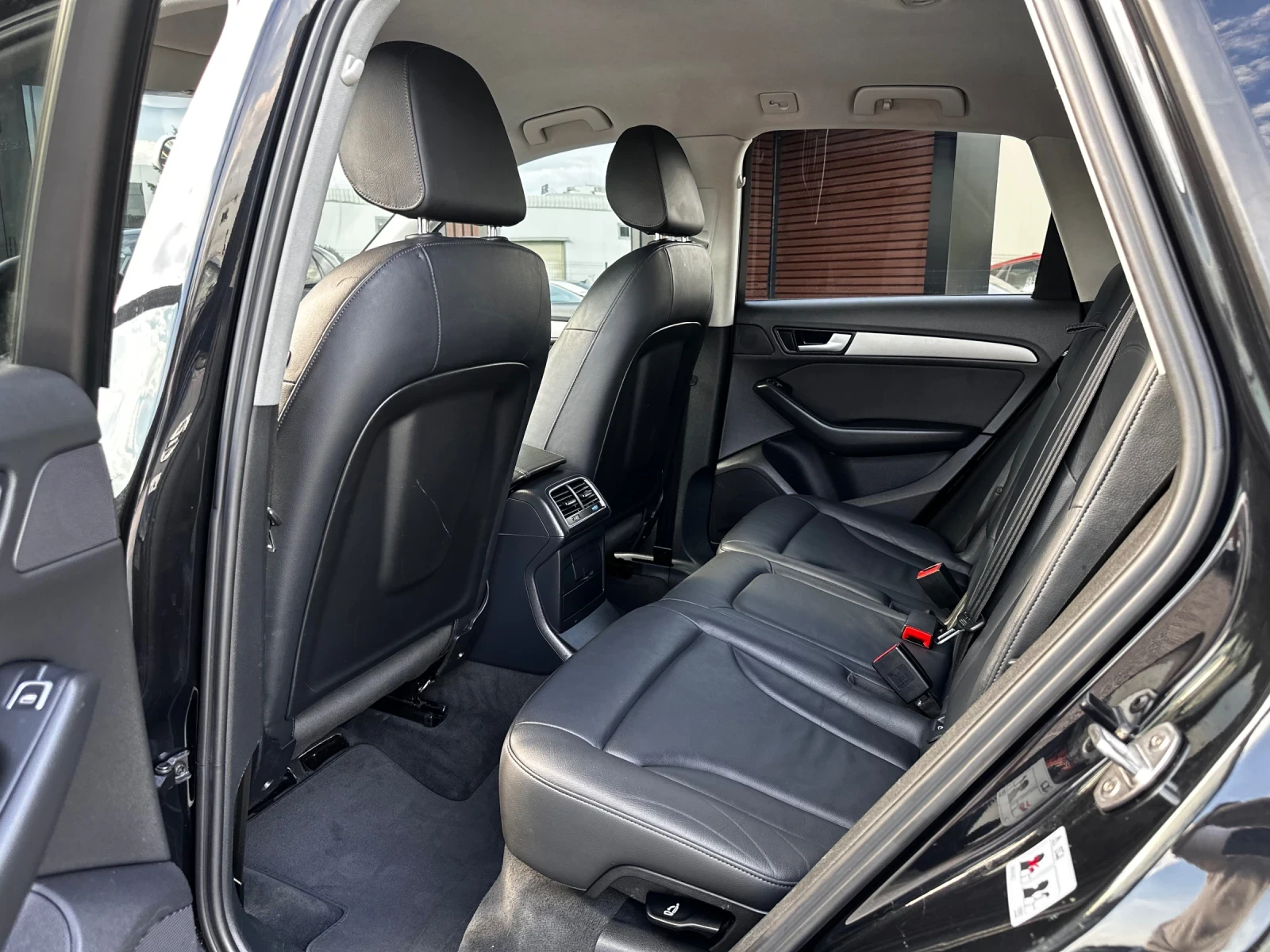 Audi Q5 Quattro* Face* Кожа* Лизинг, снимка 7 - Автомобили и джипове - 56099952